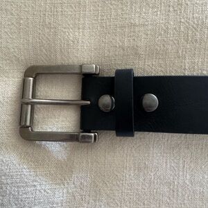 Women's Black Leather Belt L- 39”